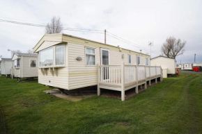 pets go free family 3 Bed Caravan with Decking